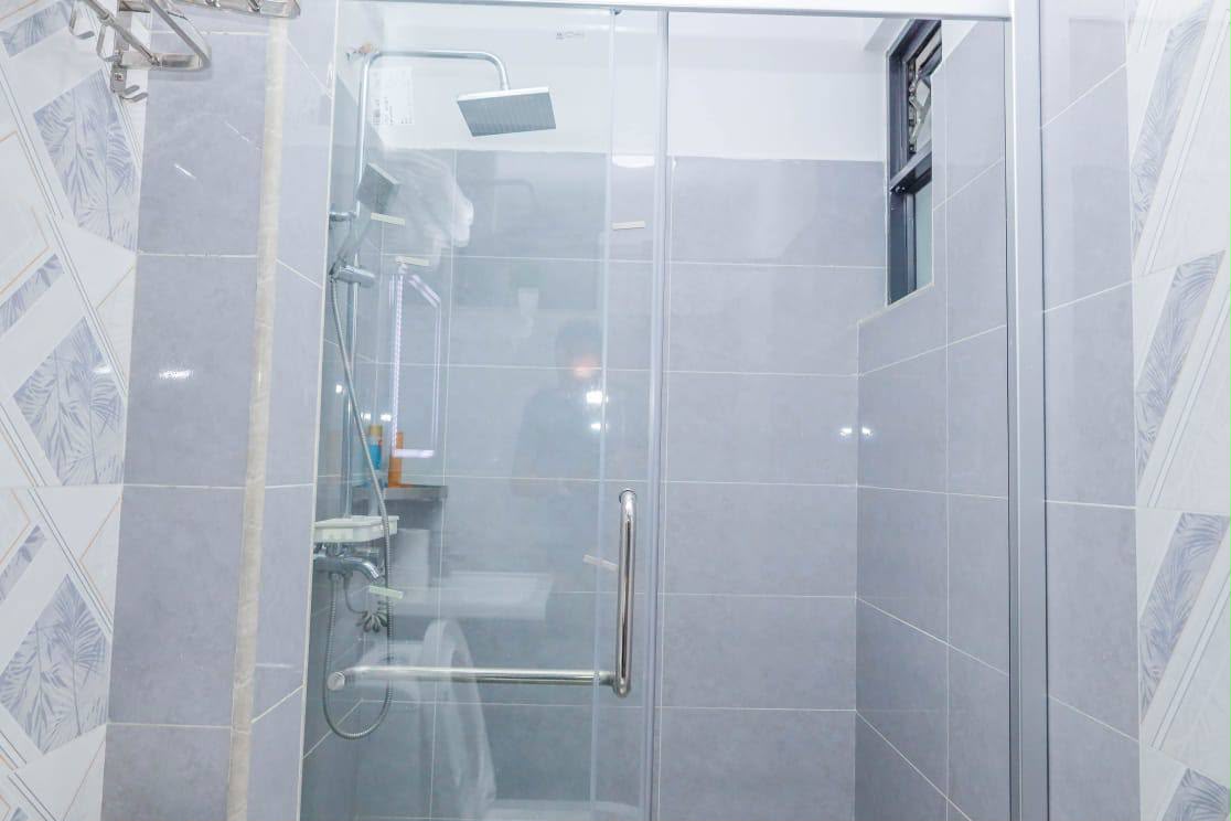 1 bedroom airbnb in lavington