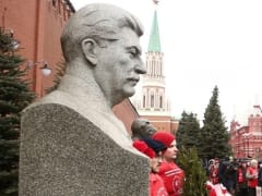 Юбилей Победы. Мэрия Саратова отказалась искать у "Журавлей" место для бюста Сталина