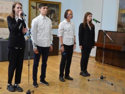 СТУДЕНТЫ ЭТИ СГТУ ПРИНЯЛИ УЧАСТИЕ В ПРАЗДНИЧНОЙ ПРОГРАММЕ «СЕМЬЯ. ТРАДИЦИИ. ЛЮБОВЬ»