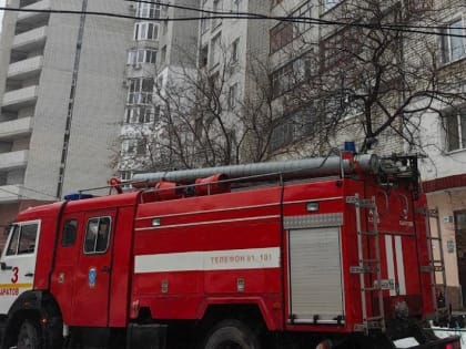 В девятиэтажке на Тульской горела квартира. Жителей дома эвакуировали