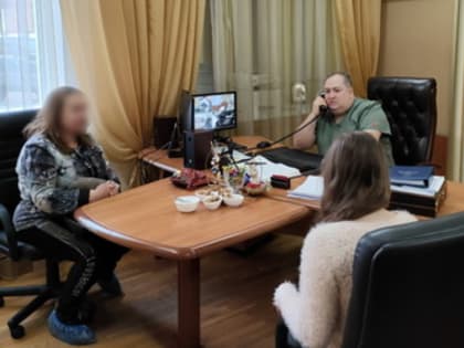 Владимир Островский провел прием граждан по вопросам здравоохранения