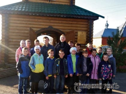 Ученики Воскресной школы Аткарска посетили Пещерный монастырь