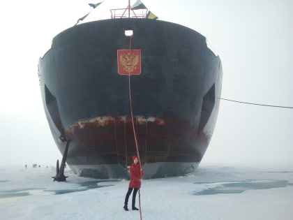 «Мы видели белых медведей, моржей и следили за касатками»: саратовская школьница поделилась впечатлениями от поездки на Северный полюс