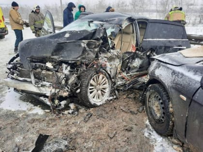 Один из пострадавших в ДТП с фурой умер в больнице