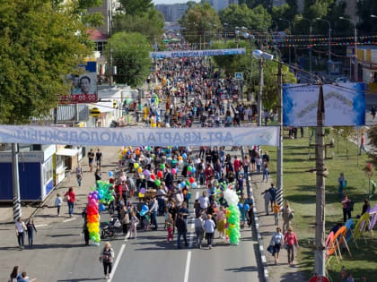 Фестиваль "Покровский Арбат" в Энгельсе посетили 80 тысяч человек