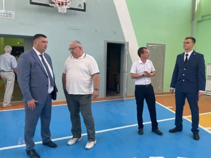 Ремонт спортивного зала в саратовской школе №45