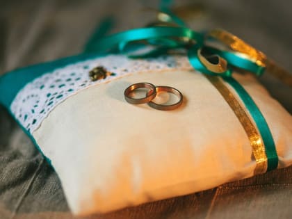 В Саратове с начала года поженились более 360 пар