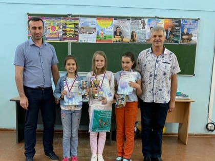 Энгельситы завоевали три золотые, две серебряные и три бронзовые медали на первенстве области по классическим шахматам