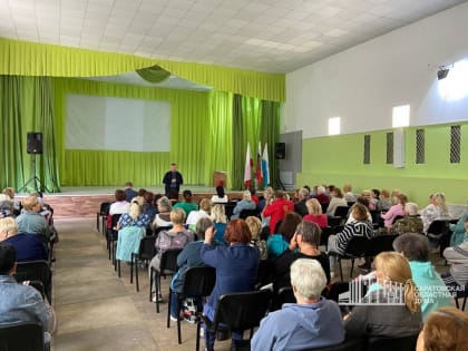 Михаил Исаев организовал для представителей старшего поколения Заводского района отдых на природе