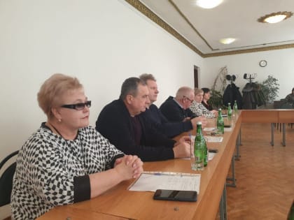 Глава Базарно-Карабулакского района уходит в отставку спустя 11 лет работы на посту