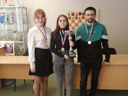 Студенты СГУ имени Н.Г. Чернышевского - победители соревнования по шахматам в рамках областной Универсиады