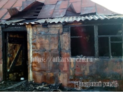 В Лопуховке ликвидировали пожар в жилом доме. Фото