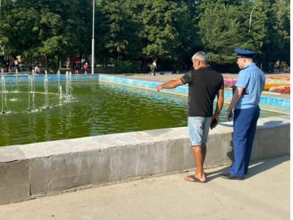 Восьмилетний мальчик купался в фонтане около СОЦНТ и серьезно травмировался