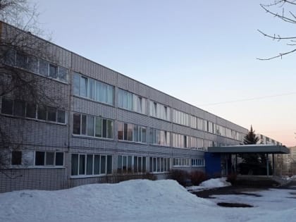 В Саратове за провал медалистов на экзаменах ответят директора школ
