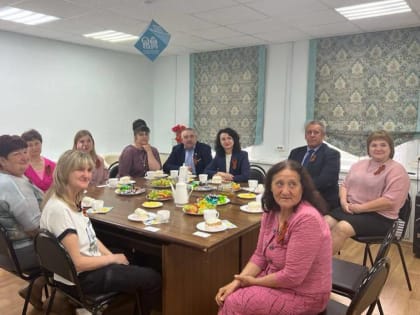 Татьяна Ерохина встретилась с родными участников СВО в созданном ими клубе в Новых Бурасах