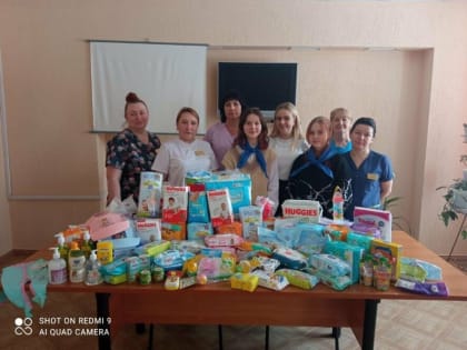 Балаковские школьники помогли детям, оставшимся без попечения родителей