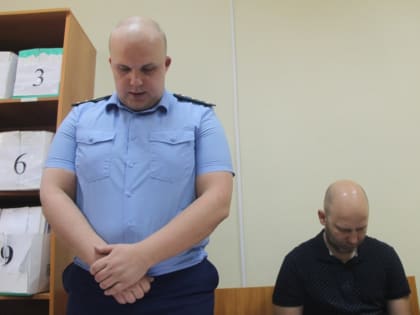 Взятки в мэрии. Саратовские чиновники просят суд не увольнять Даниленко