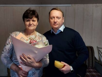 Жены и мамы мобилизованных получили поздравления с наступающим праздником от депутатов облдумы