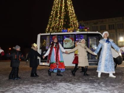 "Новогодний Дед Моробус"