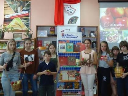 В Саратове состоялись мероприятия, приуроченные к празднованию трех Спасов на Руси