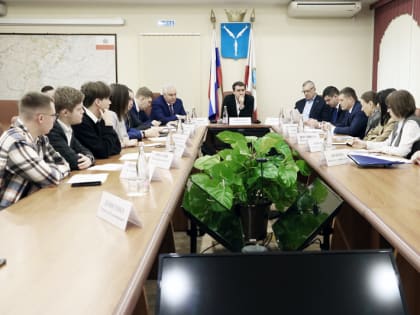 В облдуме предложили внедрить туры на промышленные предприятия в школьную программу