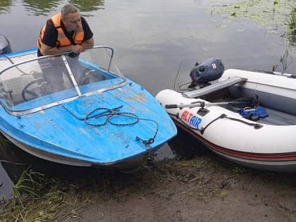 Под Балашовом перевернулась лодка, в которой были двое взрослых и ребенок