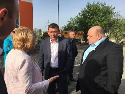 Последние приготовления к открытию поликлиники в мкр. "Звезда"