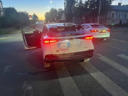 На Соколовой авто сбило женщину. Ее еще не опознали