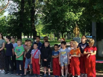 В В детском-оздоровительном лагере им. Гайдара прошло торжественное мероприятие, посвящённое закрытию 1 й лагерной смены.