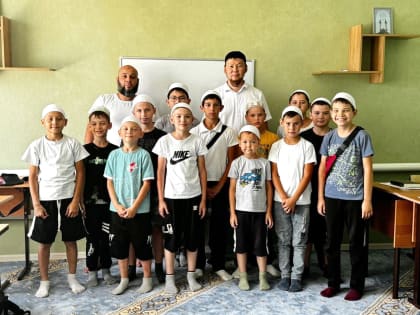 Завершение летней площадки для детей в Красном Куте