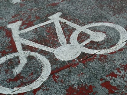 На саратовской набережной питбайк сбил 8-летнего велосипедиста и скрылся