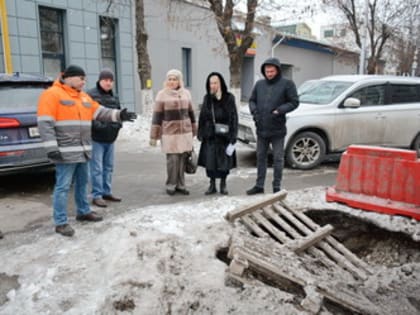 Ирина Видина приняла участие в выездном совещании на территории Октябрьского района