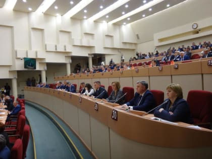 В Саратовской облдуме обещают и дальше публиковать декларации больше половины депутатов