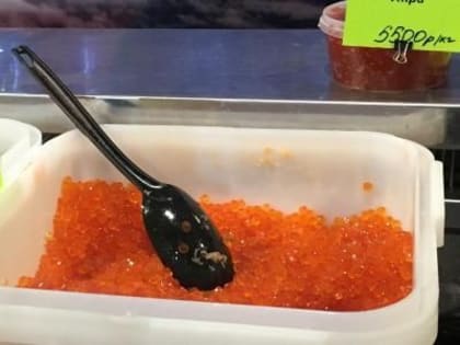 Утреннее чтиво: снижение цен на икру, Газа полностью окружена и чемпион устроил стрельбу