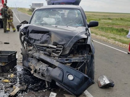 На саратовской трассе один человек погиб и четверо пострадали