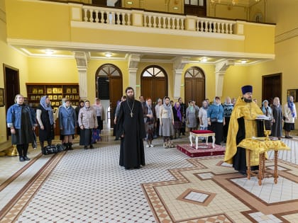 В Саратове открылись курсы для распространителей церковной утвари