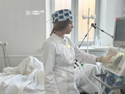 Саратовские врачи чудом спасли мужчину с инфарктом и инсультом после ДТП