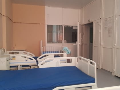 Выжившему водителю сгоревшего после ДТП на Гусельском мосту Mercedes пришлось сшивать лицо