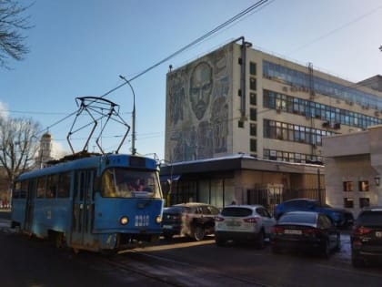 В Саратове остановилось движение двух трамвайных маршрутов