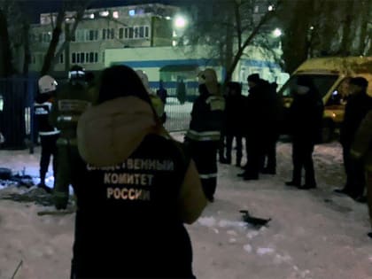 Это ужасно: 8-летний мальчик утонул в промоине около 25-й школы в Балаково