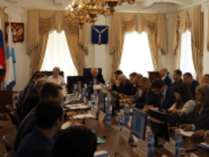 Глава города провела оперативное совещание с руководителями структурных подразделений администрации