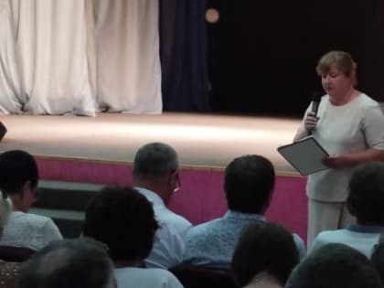 Глава муниципального образования город Петровск Елена Бесшапошникова отчиталась перед жителями о работе за I полугодие 2024 года