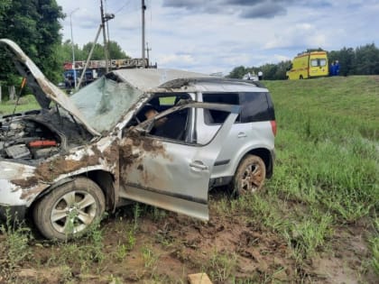 Под Саратовом с дороги вылетел "Йети". Есть пострадавшие