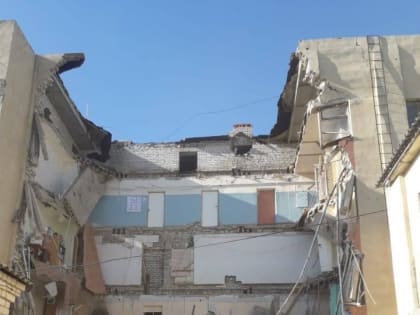 Глава района об обрушении здания администрации: 