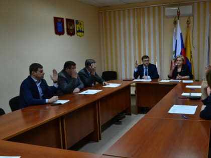 В Ровенском районе выбирают нового главу