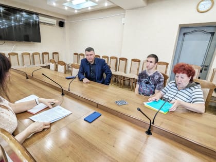 Роман Грибов не оставляет без поддержки детей-сирот из своего избирательного округа