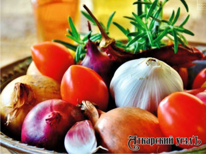 В Саратовской области стали дешевле яйца, помидоры, огурцы и лук