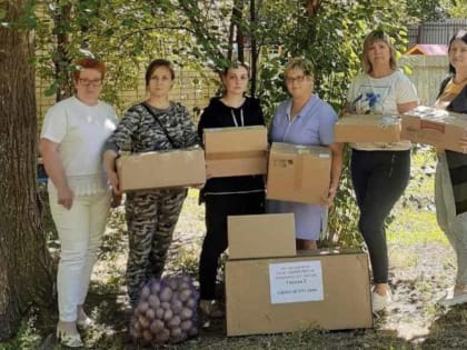 Партийцы Заводского района собрали гуманитарную помощь бойцам, которые защищают нашу Родину