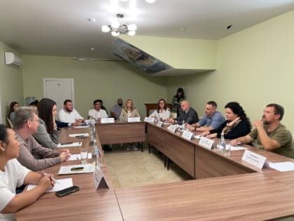 ТПП: часть предпринимателей не поддерживает замену вывесок на иностранном языке