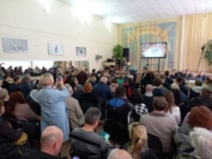 Участница встречи: «Искренне за то, чтобы в Саратове сохранялись традиции крупного промышленного центра»